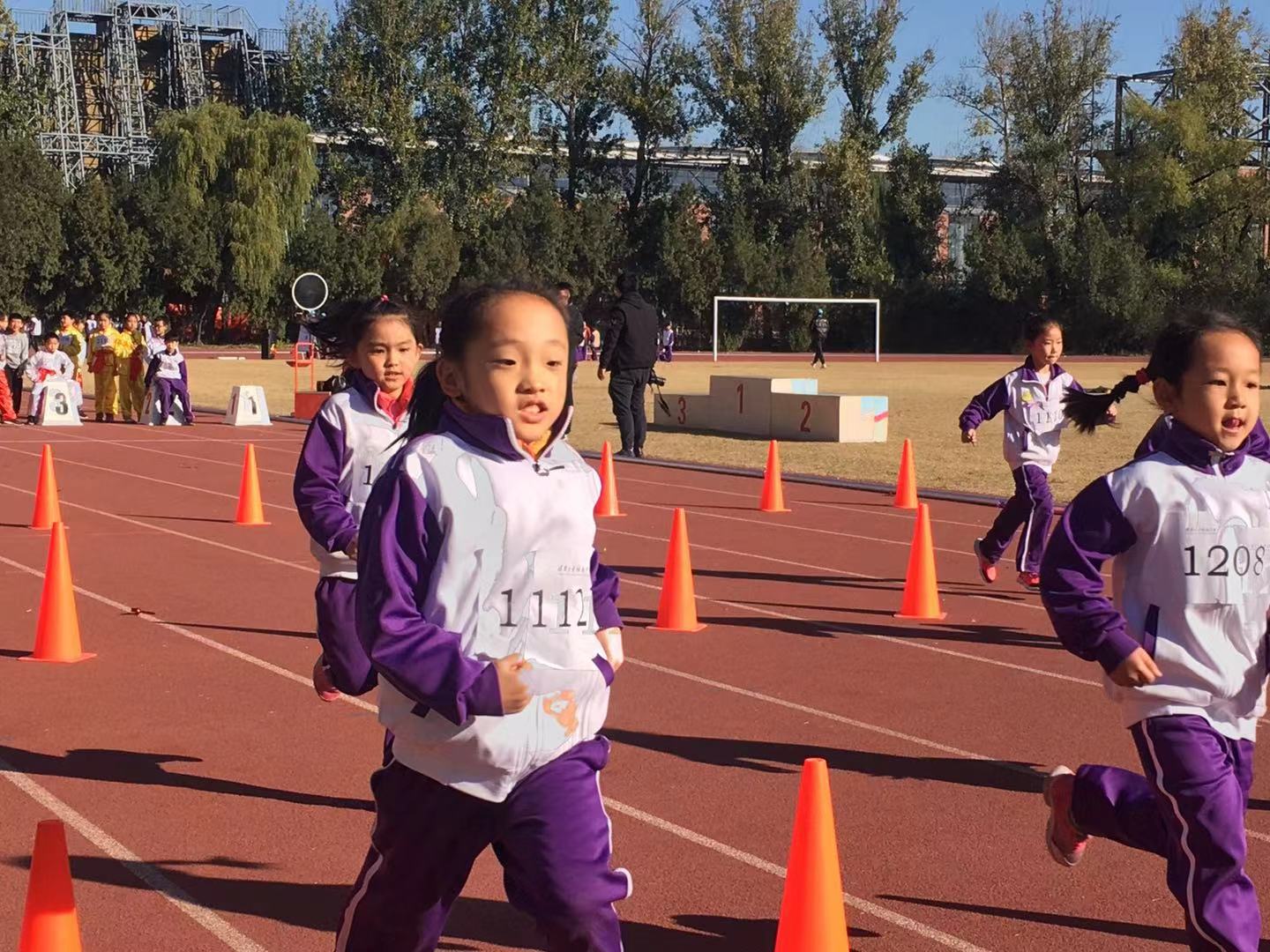  清华附中上地小学：花样运动会诠释清华附中上地小学健康底色