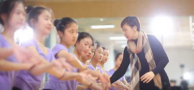 第二届活力社团|中国人民大学附属中学朝阳学校舞蹈社团：舞动青春 提升气质大平台