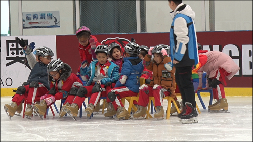 石景山区五里坨小学：激情冰雪 相约冬奥