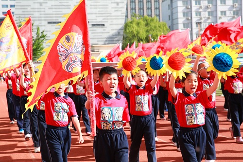 灯小运动会 浓浓民族风