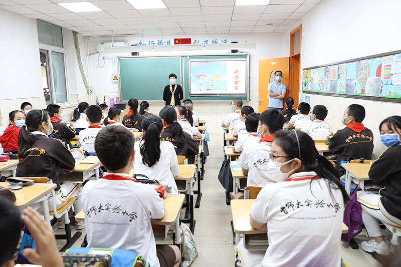 首师大实验小学：返校复课第一天，终于等到你