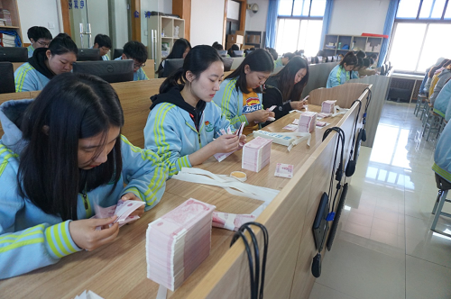 北京商贸学校：首批国家中等职业教育改革发展示范学校正在火热招生中