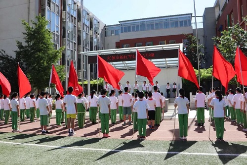  芳草地国际学校远洋小学开展六年级月课程展示活动