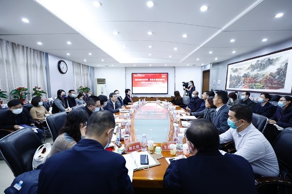 北京市委教育工委副书记李奕出席北联大师范生培养和就业工作座谈会