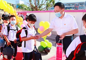 童心喜迎二十大  争做芝兰好少年——丰台七小举办新学年开学典礼