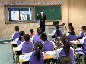 北京市大兴区第七中小学部组织整本书阅读展示活动