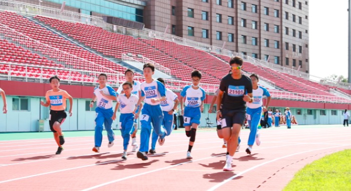 海淀区教师进修学校附属实验学校成功举办秋季运动会