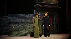 AI对话鲁迅，学生演绎《四世同堂》：一场穿越时空的“先生的梦”