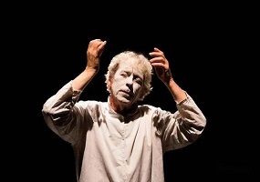 中杉学子自导自演的法语音乐剧《罗密欧与朱丽叶》惊艳亮相