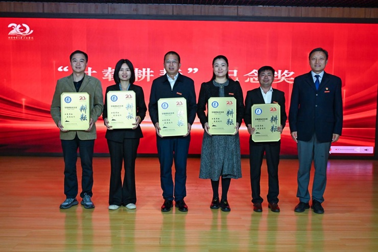 图片12.jpg