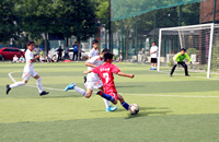 新升小学足球社团：普及足球教育 提升身体素质